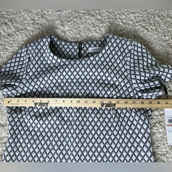Women’s 12 Calvin Klein Short Sleeve Dress NWT - Picture 6 of 7